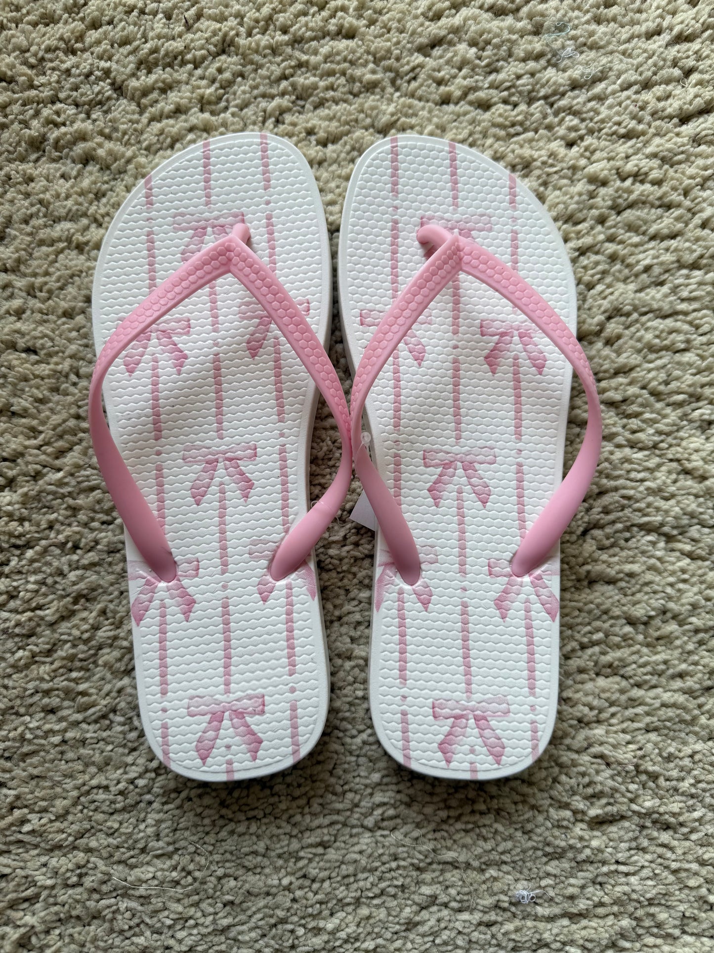 The Bow Lines Flip Flop🎀 -Cozn