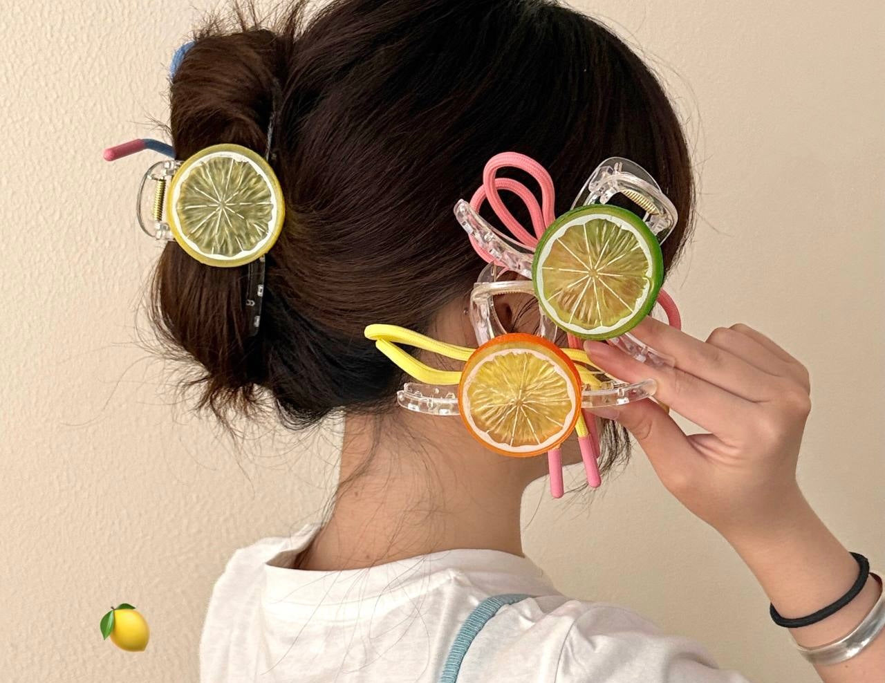 Lemon hair claw clip