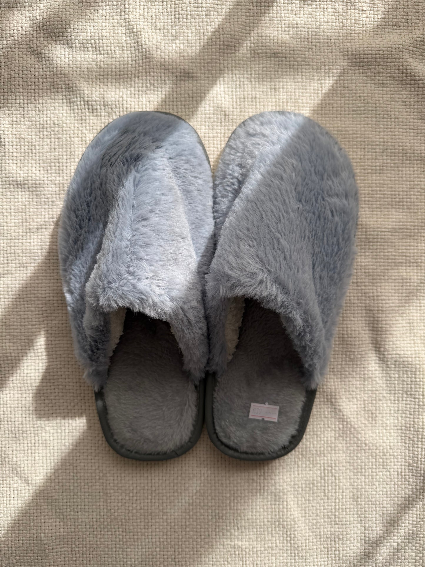 Blue plain winter slipper