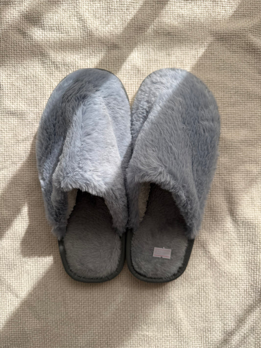Blue plain winter slipper