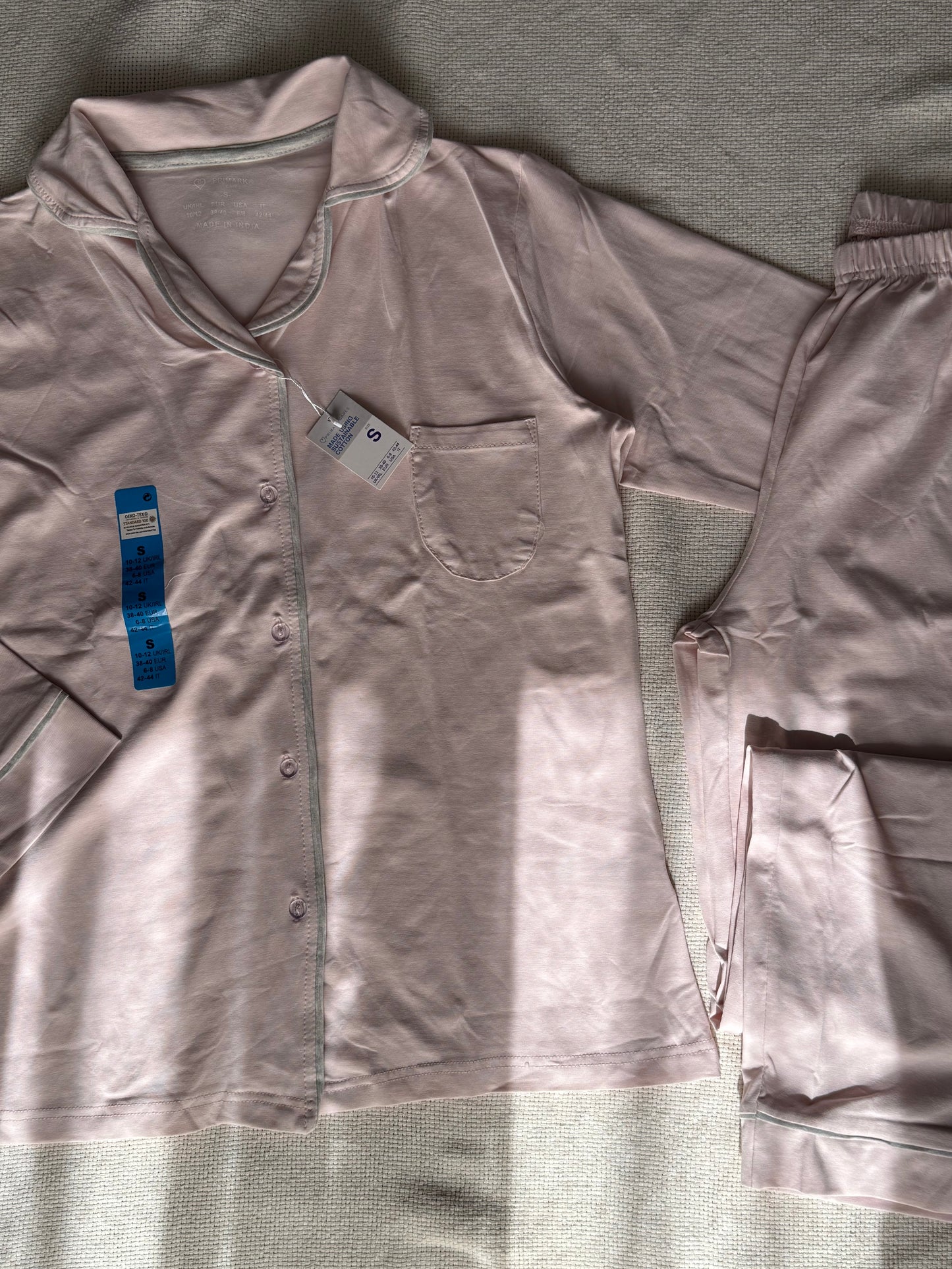 Primark mirror original pj