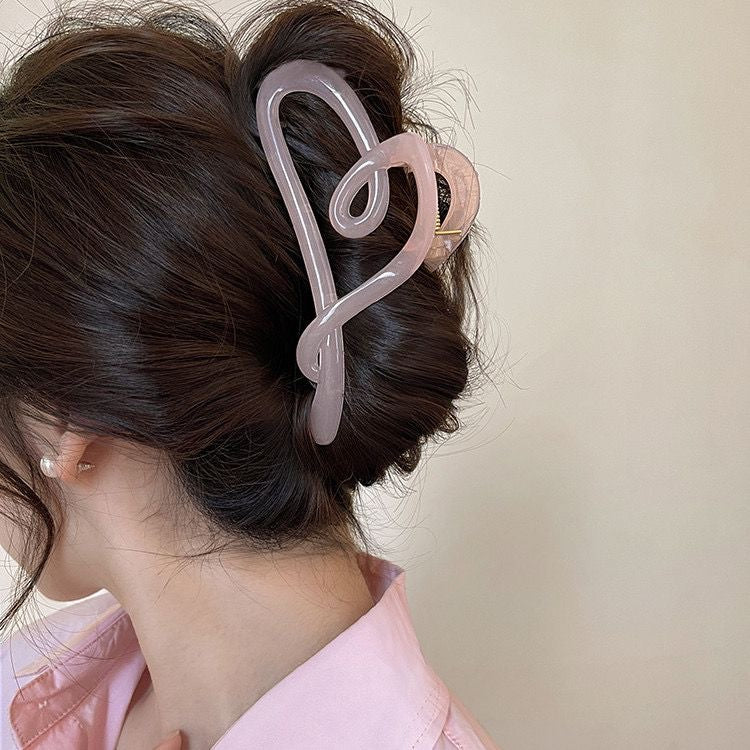 Pink hearted hair claw clip